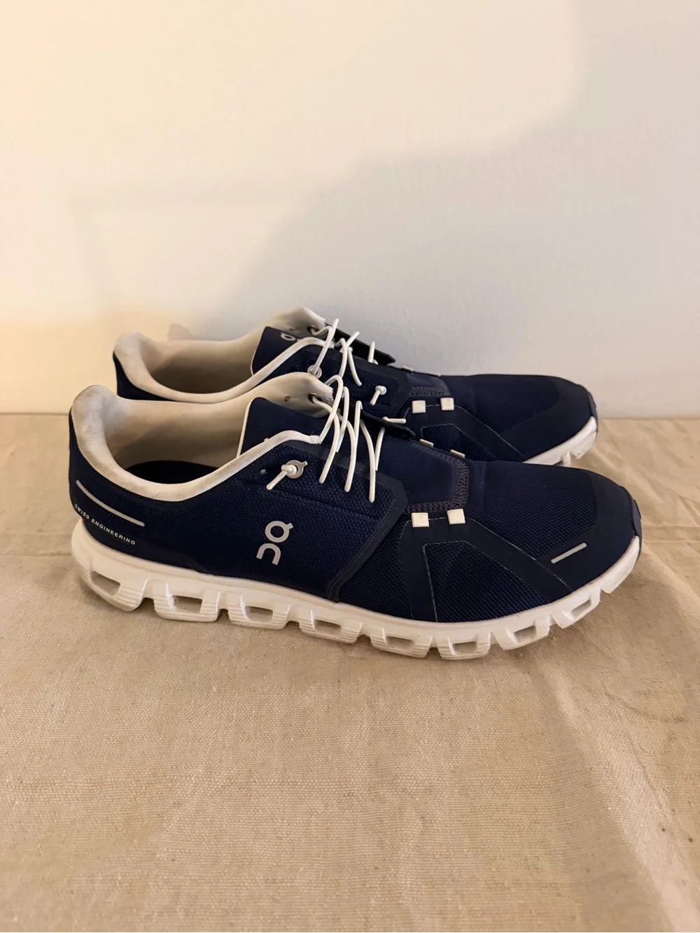 On Cloud Men's Sneakers Sz 13